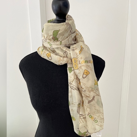 SCARF Sheer Charming Made Italy World Cities Whimsical Pattern Lightweight - Picture 3 of 12